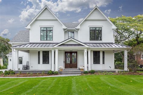 modern houses with white metal ourside|white modern farmhouse.